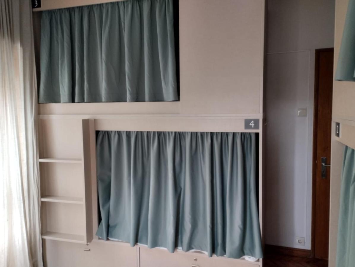 וילה נובה דה גאיה Hostel Vila Nova חדר תמונה
